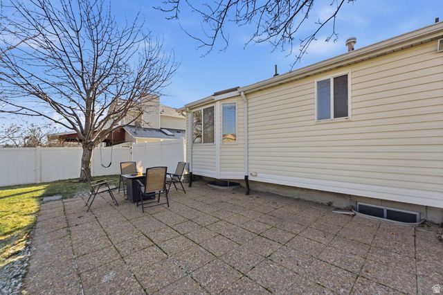 3124 W ELMWOOD DR, Riverton, UT 84065