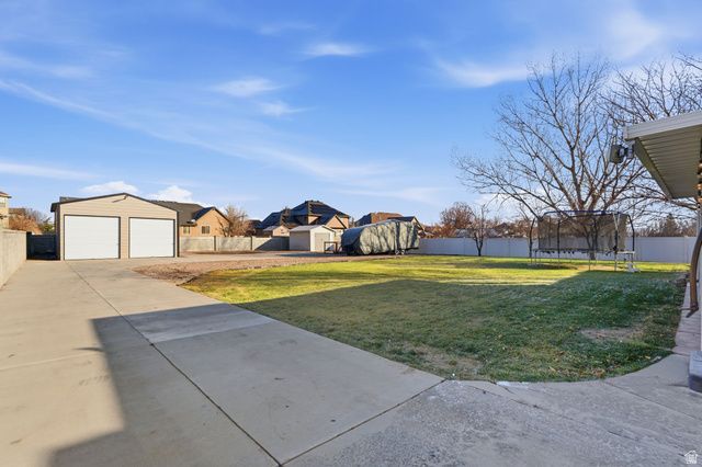3124 W ELMWOOD DR, Riverton, UT 84065