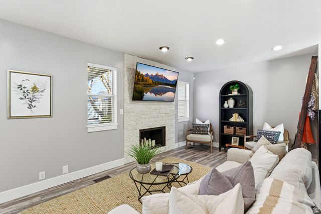 3124 W ELMWOOD DR, Riverton, UT 84065