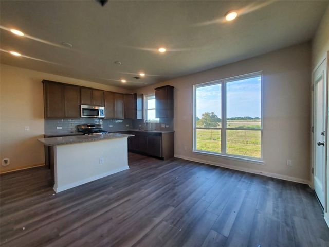 2054 Muscadine Trail, Brenham, TX 77833