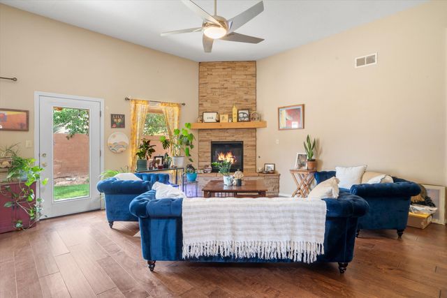 6800 BUTTE VOLCANO Road NW, Albuquerque, NM 87120