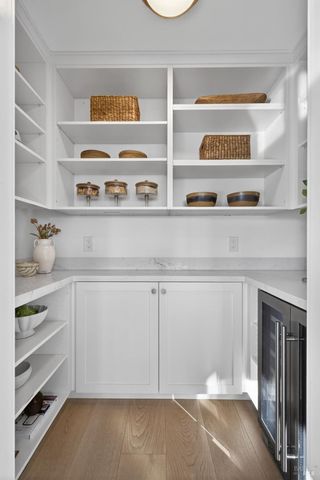 60 Marina Court Dr, San Rafael, CA 94901