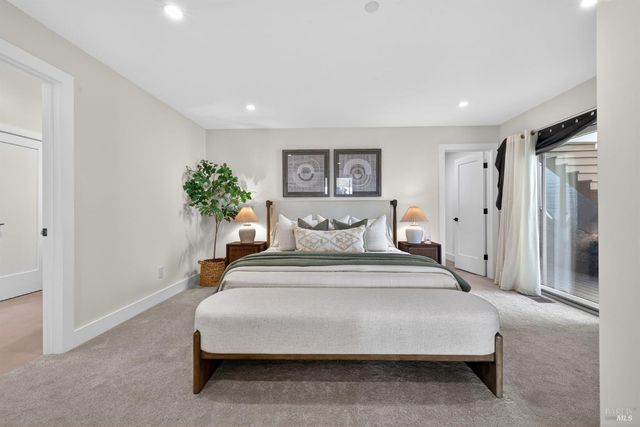 60 Marina Court Dr, San Rafael, CA 94901