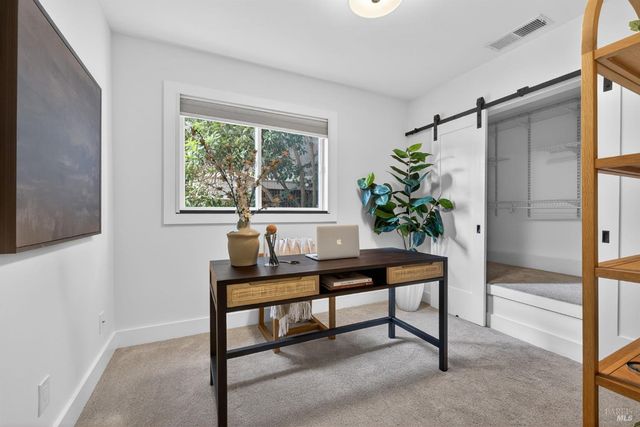 60 Marina Court Dr, San Rafael, CA 94901