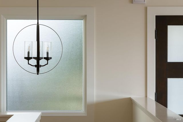 60 Marina Court Dr, San Rafael, CA 94901