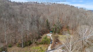 6798 Little Sandy Road, Elkview, WV 25071