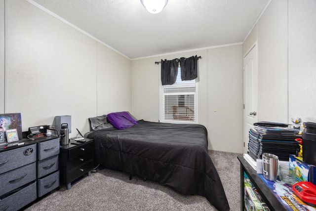 6939 Vinewood Avenue, Belmont, MI 49306