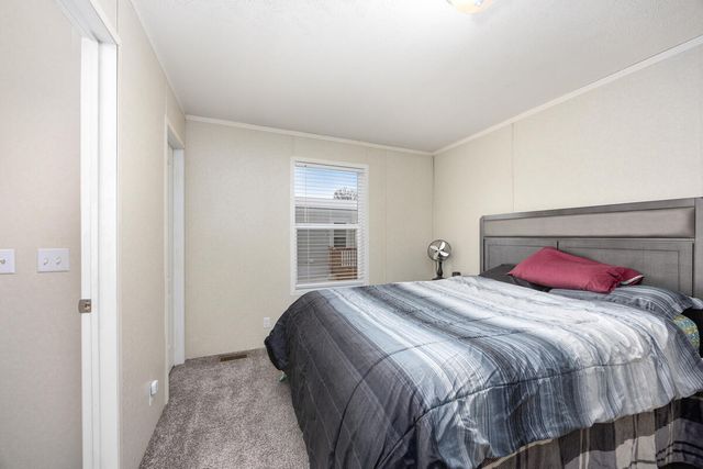 6939 Vinewood Avenue, Belmont, MI 49306