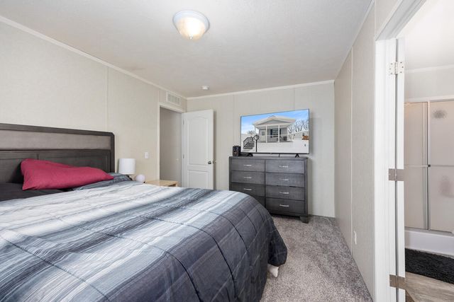 6939 Vinewood Avenue, Belmont, MI 49306