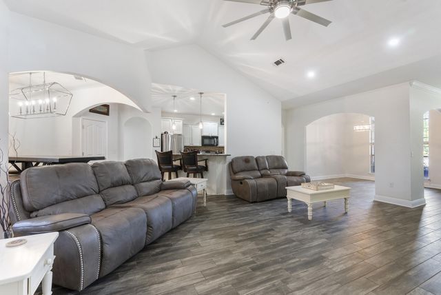 517 Pheasant Trail, Crestview, FL 32536