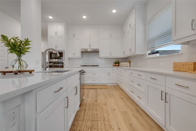 4304 Brookshire Court, Highland Village, TX 75077