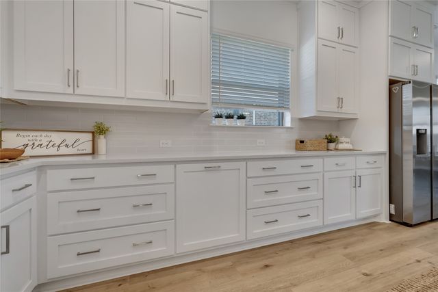 4304 Brookshire Court, Highland Village, TX 75077