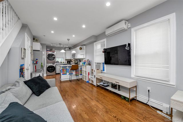 139-17 Glassboro Avenue, Jamaica, NY 11435
