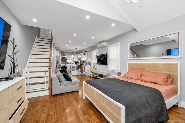 139-17 Glassboro Avenue, Jamaica, NY 11435
