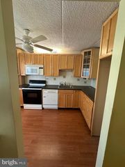 1200 CHELMSFORD CIR #1200, Newark, DE 19713