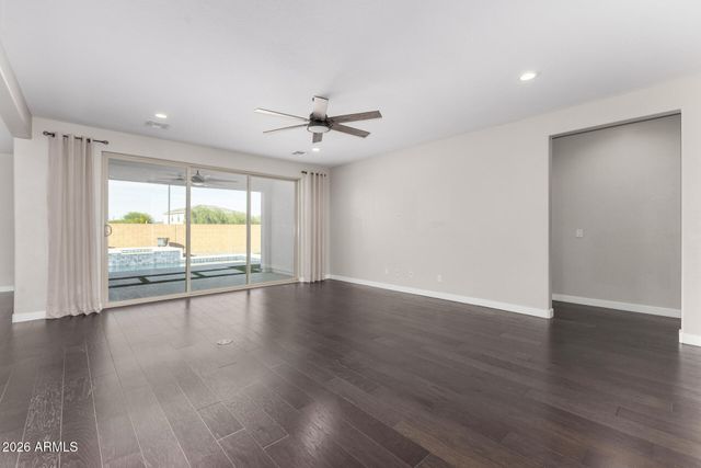 18940 W MERCER Lane, Surprise, AZ 85388