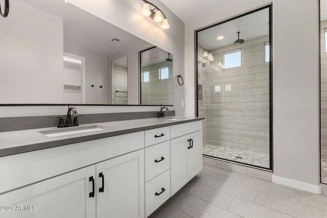 18940 W MERCER Lane, Surprise, AZ 85388