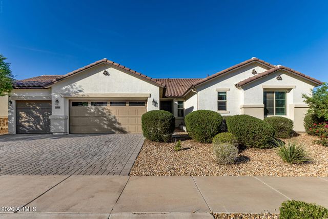 18940 W MERCER Lane, Surprise, AZ 85388