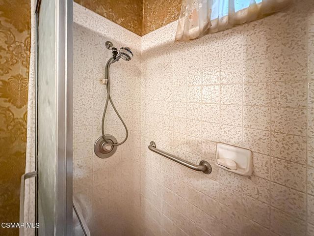 954 Thompson Boulevard, Ventura, CA 93001