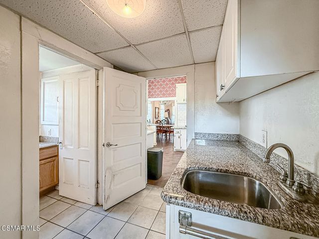 954 Thompson Boulevard, Ventura, CA 93001