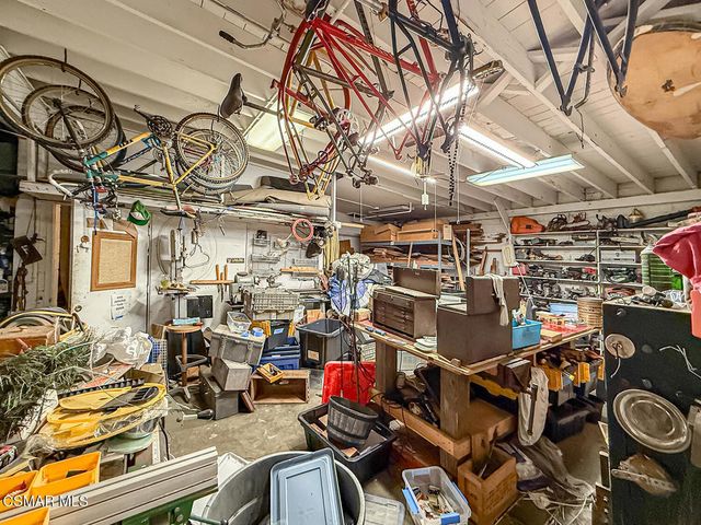 954 Thompson Boulevard, Ventura, CA 93001