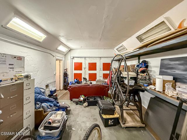 954 Thompson Boulevard, Ventura, CA 93001