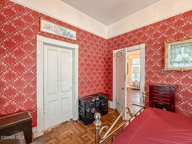 954 Thompson Boulevard, Ventura, CA 93001