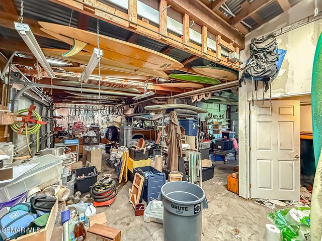 954 Thompson Boulevard, Ventura, CA 93001