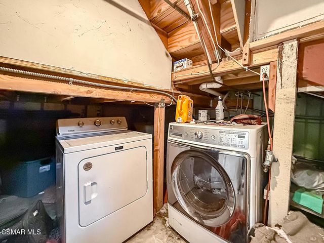 954 Thompson Boulevard, Ventura, CA 93001