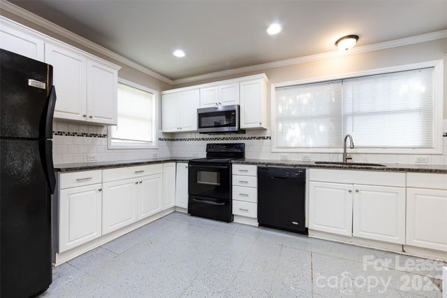 1225 Kennon Street, Charlotte, NC 28205