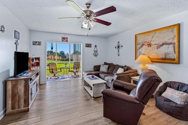 1975 SW Palm City Road G, Stuart, FL 34994
