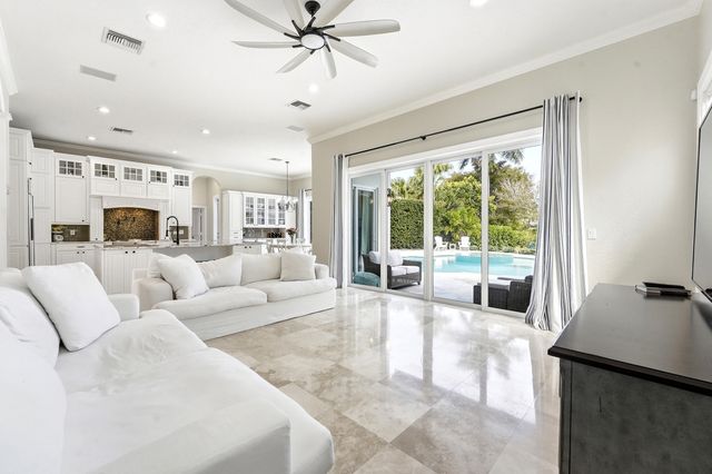 5038 NW 24th Circle, Boca Raton, FL 33431