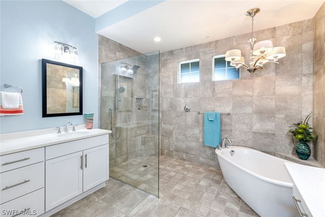 21530 Strada Nuova CIR 305, Estero, FL 33928