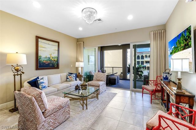 21530 Strada Nuova CIR 305, Estero, FL 33928