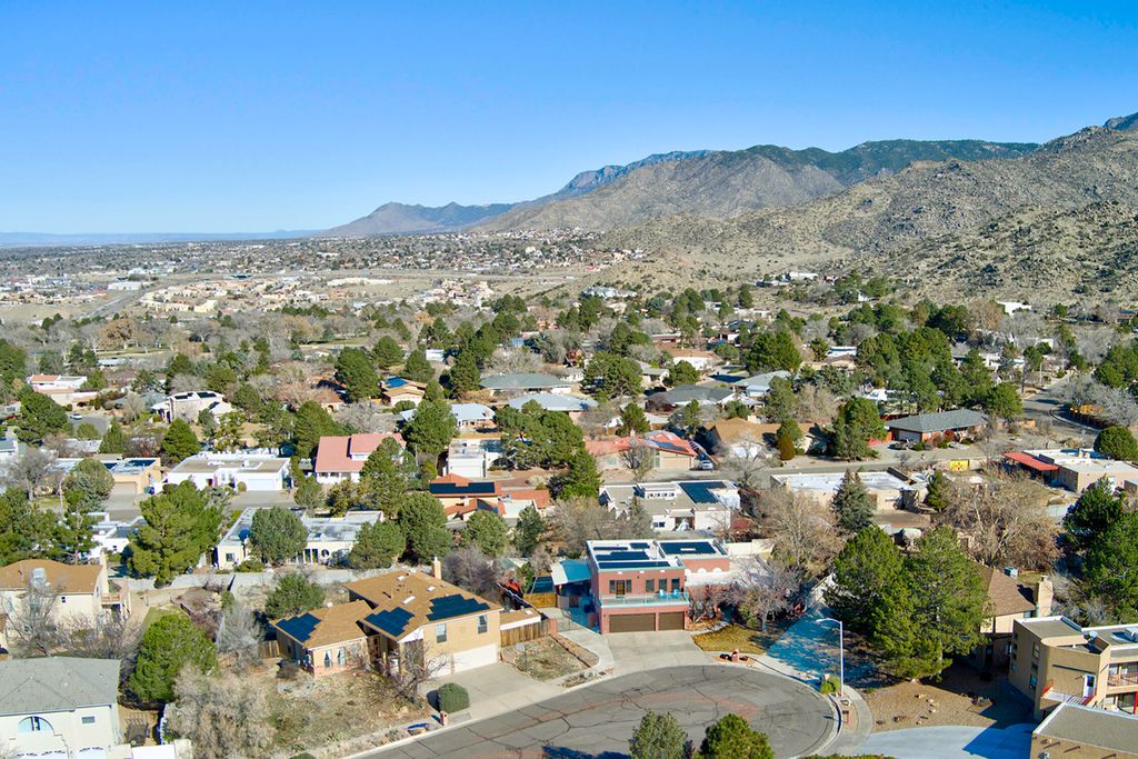 1616 Ranch Court SE, Albuquerque, NM 87123