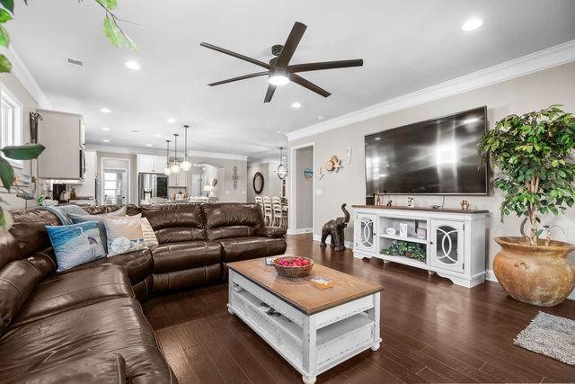 526 Carnaby Loop, Myrtle Beach, SC 29579