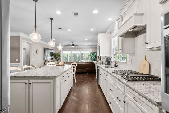 526 Carnaby Loop, Myrtle Beach, SC 29579