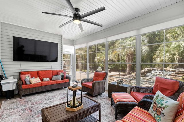 526 Carnaby Loop, Myrtle Beach, SC 29579