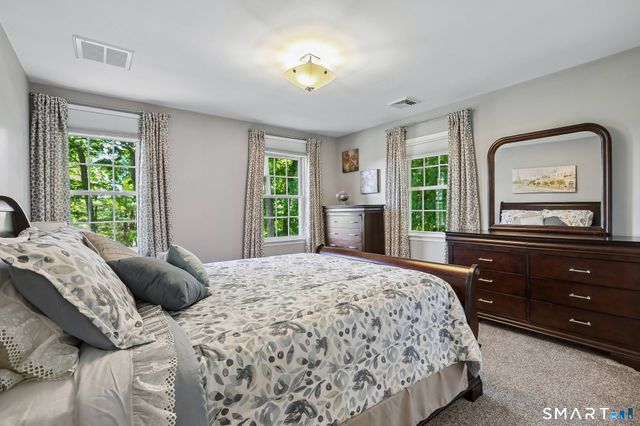 28 Colonial Ridge Drive, New Milford, CT 06755