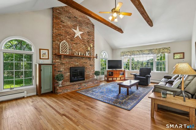 28 Colonial Ridge Drive, New Milford, CT 06755