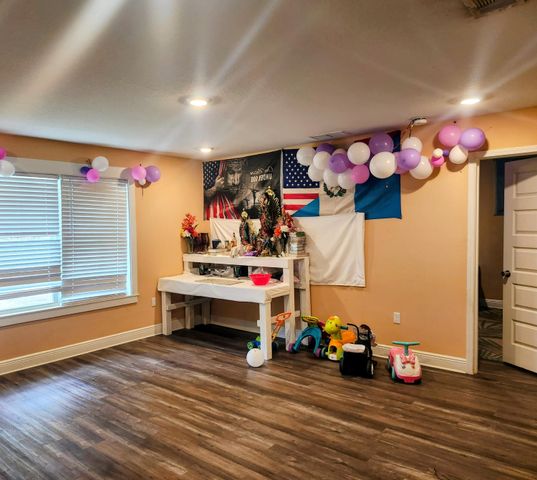 167 Apache Drive, Defuniak Springs, FL 32435