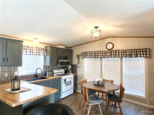 1301 Breezy Drive, Mission, TX 78572