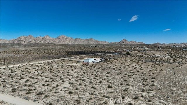 708 Rabbit Springs Road, Lucerne Valley, CA 92356