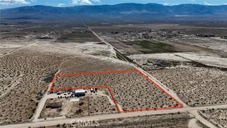 708 Rabbit Springs Road, Lucerne Valley, CA 92356