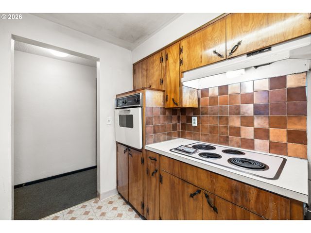 18735 Sw Rosa Rd, Beaverton, OR 97078