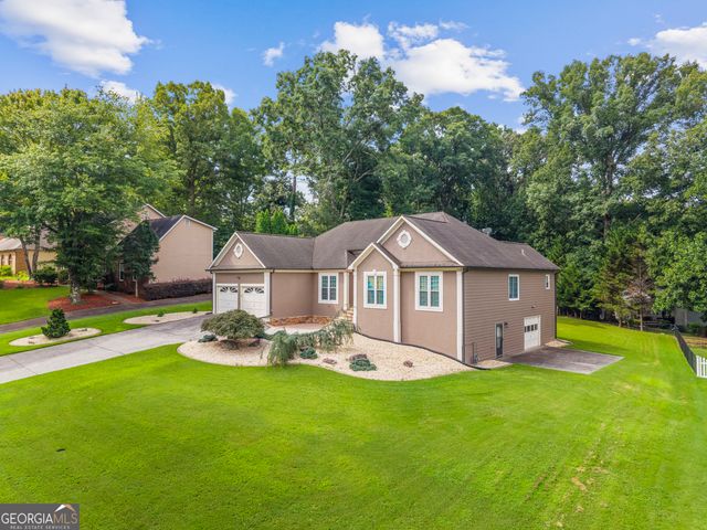 6023 Wyndham Woods Drive, Powder Springs, GA 30127