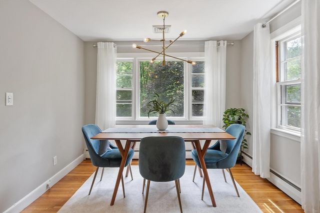 517 Pearl St, Reading, MA 01867
