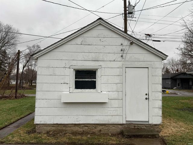 804 S 20th Street, New Castle, IN 47362