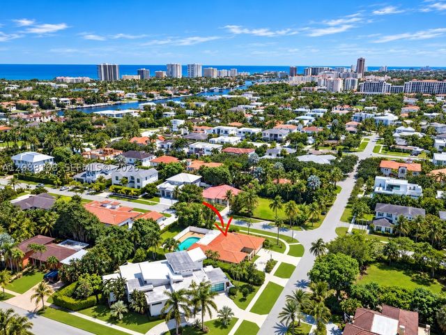 820 NE 4th Ave, Boca Raton, FL 33432
