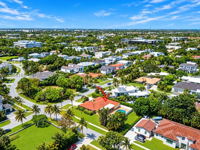 820 NE 4th Ave, Boca Raton, FL 33432